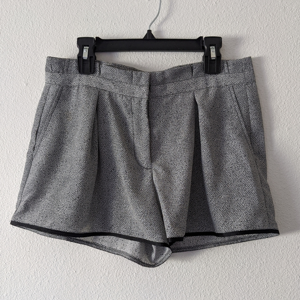 {Anthropologie} NWT Waverly Grey Chelsea Shorts - Picture 1 of 7